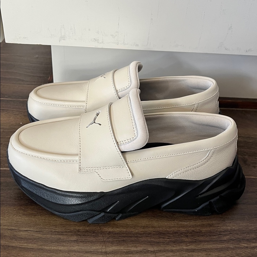 Puma Cream and Black Sophyr Loafers